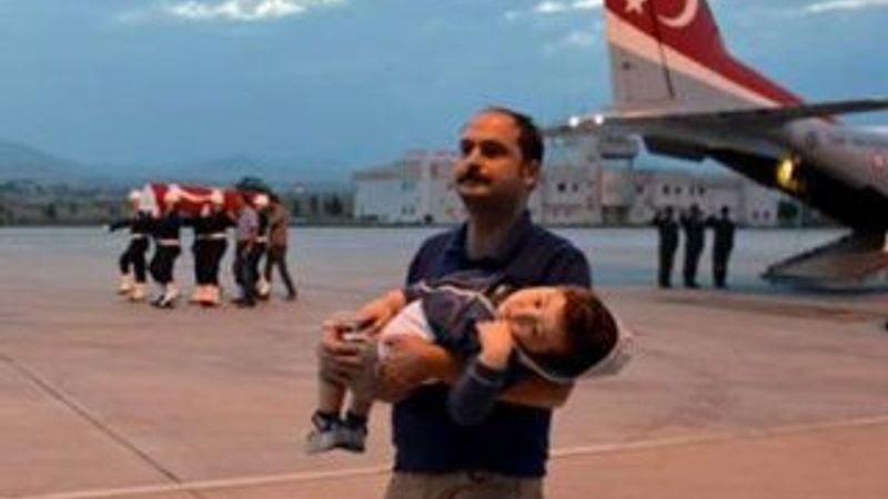 Şehit polis memleketi Konya'da toprağa verildi