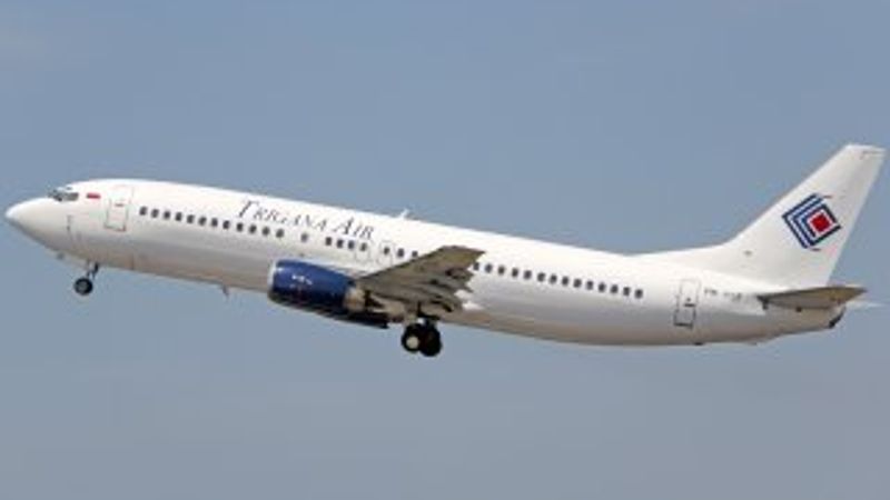 Endonezya'ya ait yolcu uçağı kayboldu