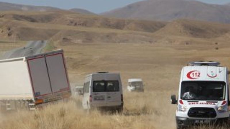 Van'da askeri konvoyun geçişi sırasında patlama