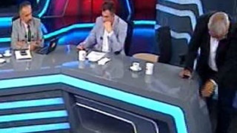 Mehmet Metiner Beyaz TV'de katıldığı programı terk etti