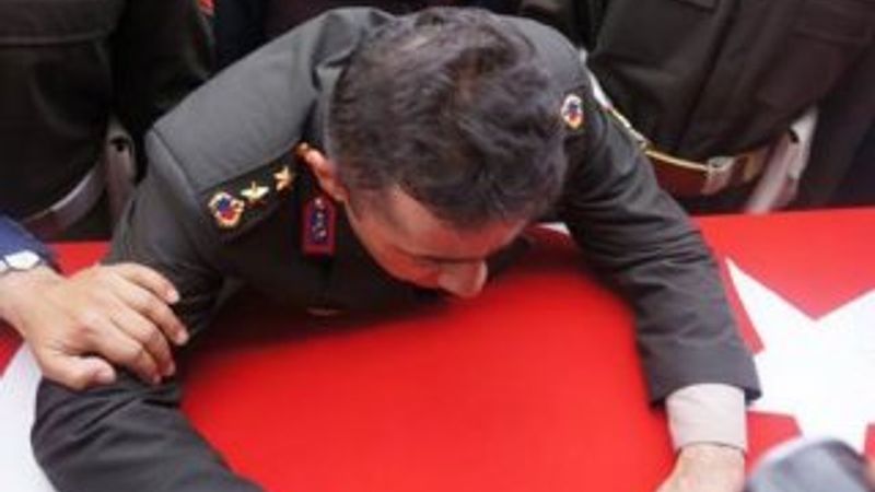 Şehit Yüzbaşı Alkan son yolculuğuna uğurlandı