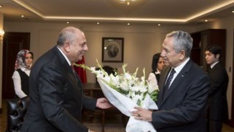 Arınç görevi Türkeş'e devretti