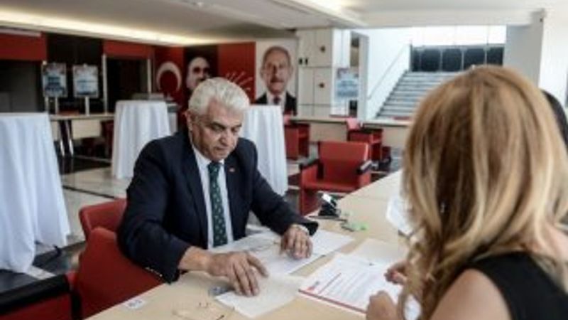 Partilerde aday adayı başvuruları başladı