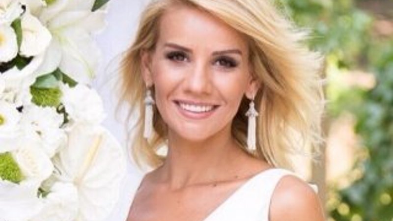 Esra Erol bebeğinin ismini açıkladı