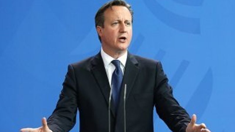 Cameron'dan sığınmacılara maddi yardım desteği