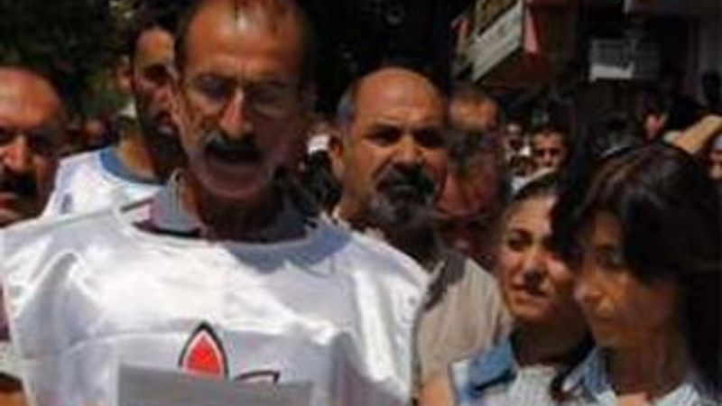 PKK için yürüyen Tunceli barış mı istiyor