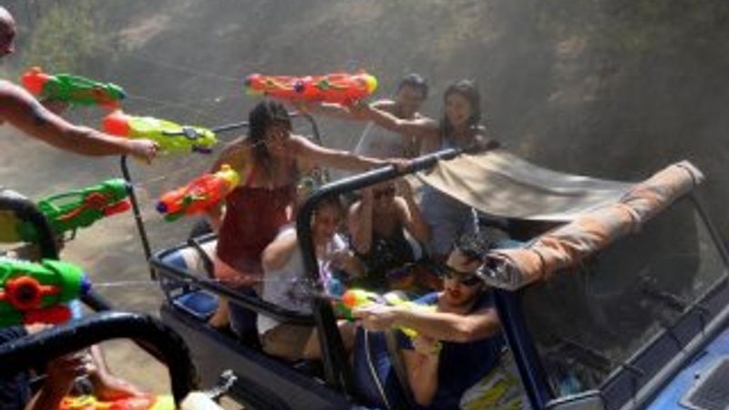 Muğla'da turistlerin su savaşı köylüyü isyan ettirdi