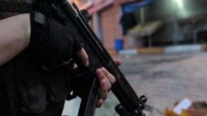 Tunceli ve Cizre'de polise saldırı