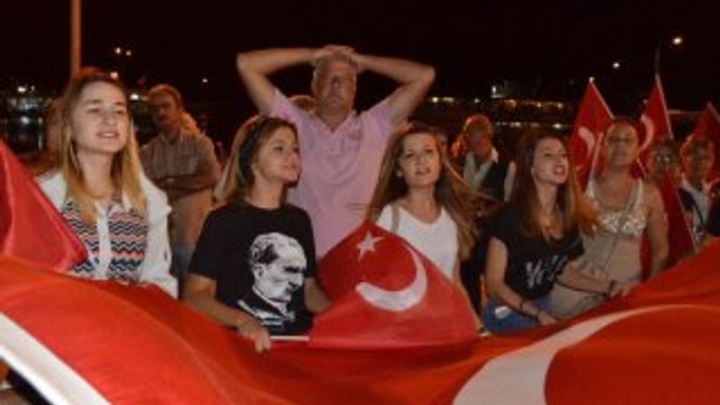 Yurt genelinde teröre tepki gösterileri sürüyor