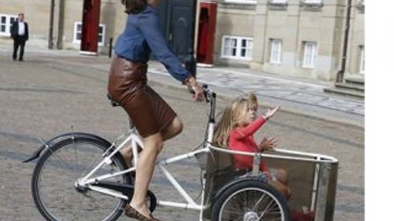 Danimarka prensesine kask tepkisi