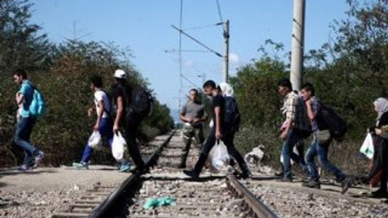 Slovenya Schengen'i askıya aldı