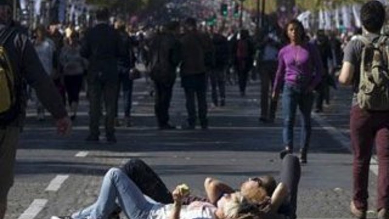 Paris'te ilk araçsız kent günü