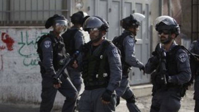 İsrail polisi Mescid-i Aksa'dan çekildi