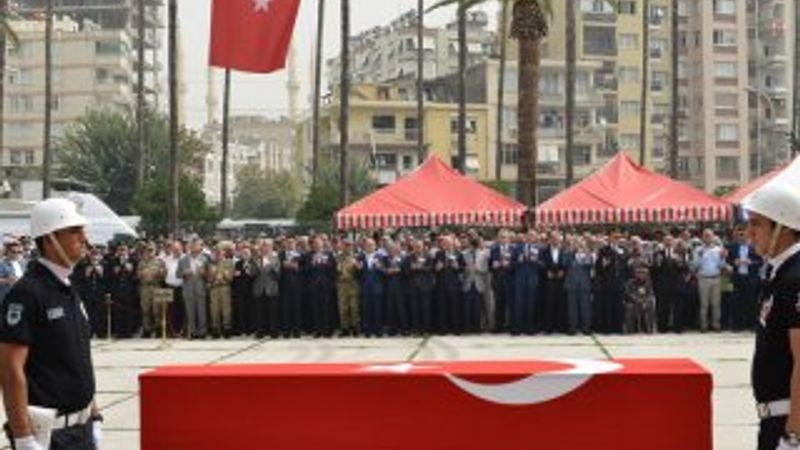 Kızını okutmak için emekli olmayan polis şehit oldu