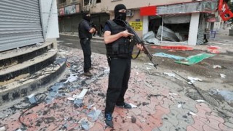 Silvan'da büyük operasyon sürüyor