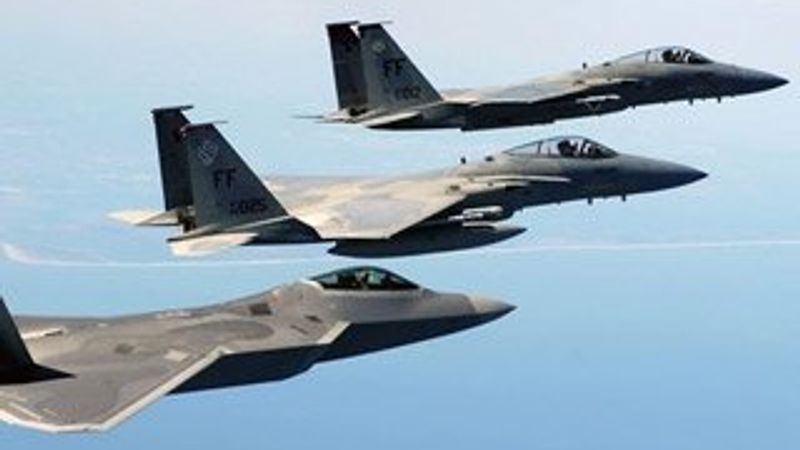 Rus savaş uçakları yine Türk hava sahasını ihlal etti