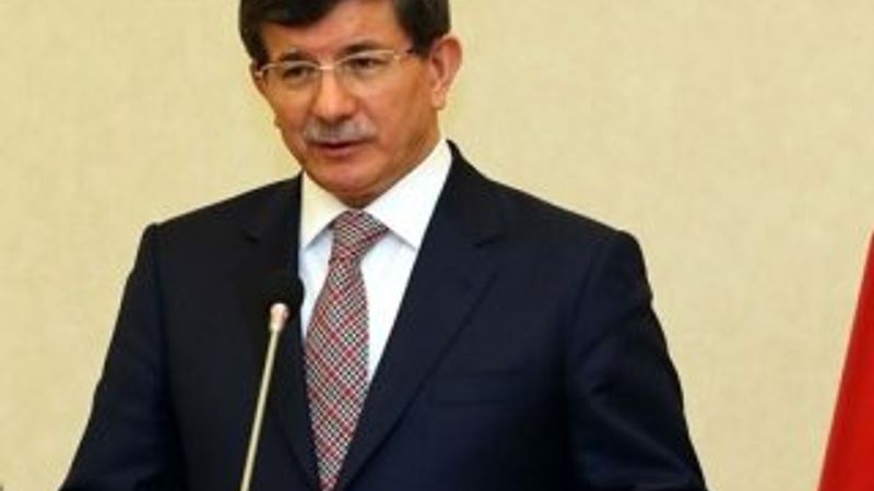 Davutoğlu: Keşke Esad hep Rusya'da kalsa