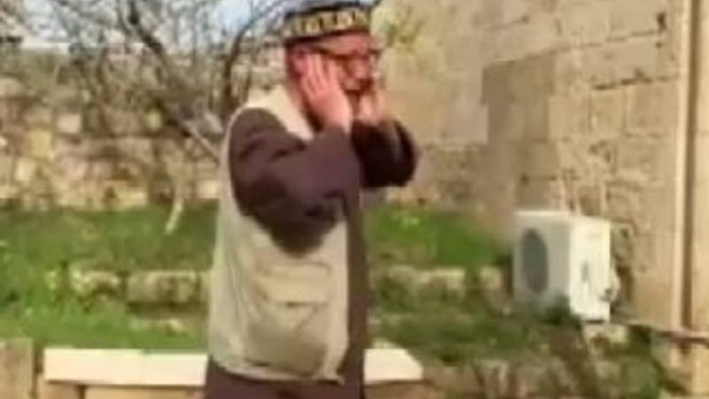 Kıbrıs'ta ezana kornalı protesto İZLE