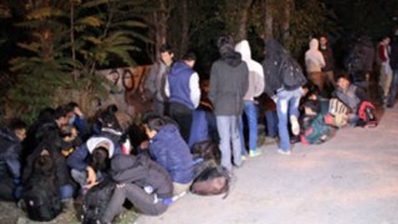 İsveçli sağcılardan mültecilere: Burada tecavüz var