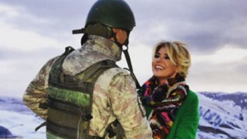 Gülben Ergen'den Mehmetçikli paylaşım