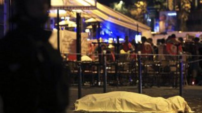 Fransız basını saldırılardan sonra devletine sahip çıktı