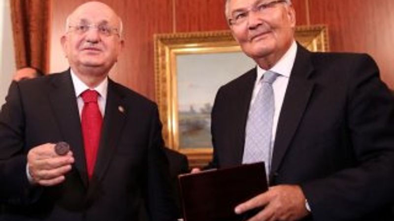 Baykal görevini Kahraman'a devretti