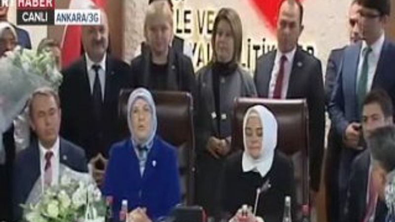 Sema Ramazanoğlu Aile Bakanlığı görevini devraldı