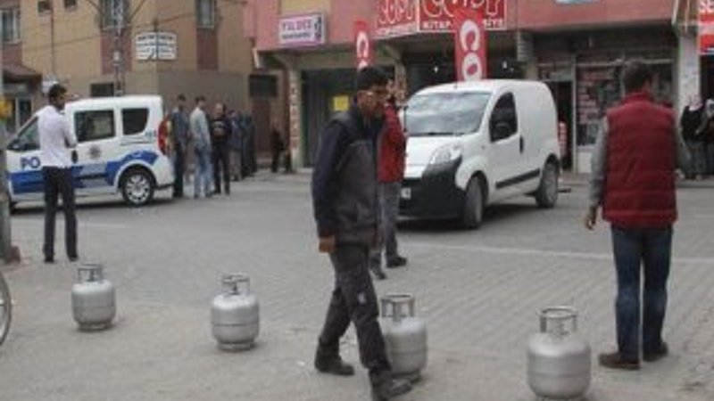 Adana'da bomba yüklü araç alarmı