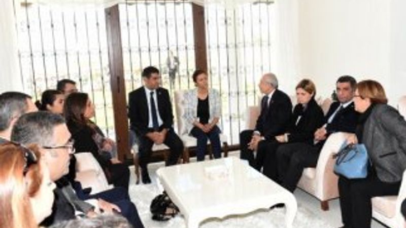 CHP'liler Tahir Elçi'nin evini ziyaret etti