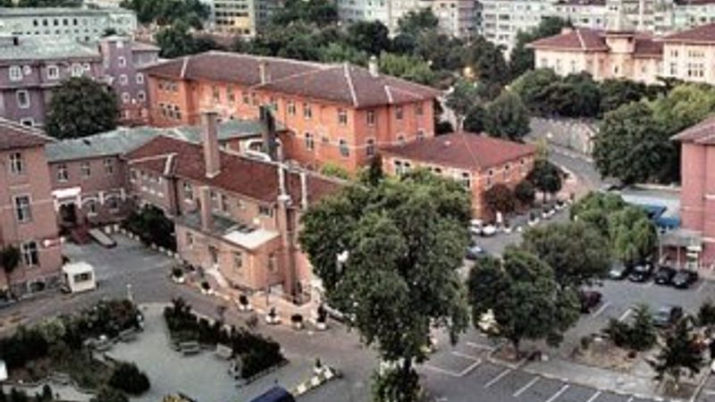 Çapa ve Cerrahpaşa taşınıyor