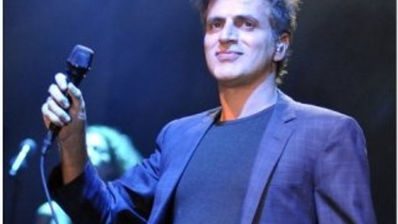 Teoman: Türk olmak midemi bulandırıyor