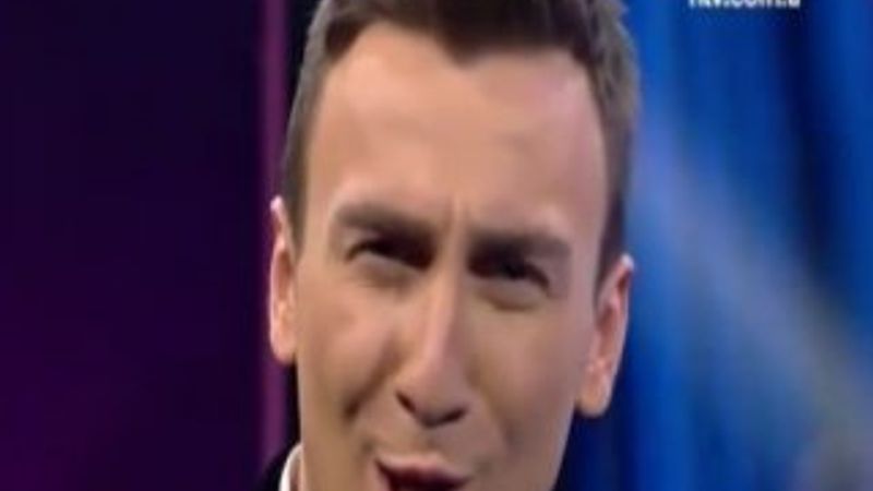 Sefa Doğanay'dan Bülent Ersoy taklidi