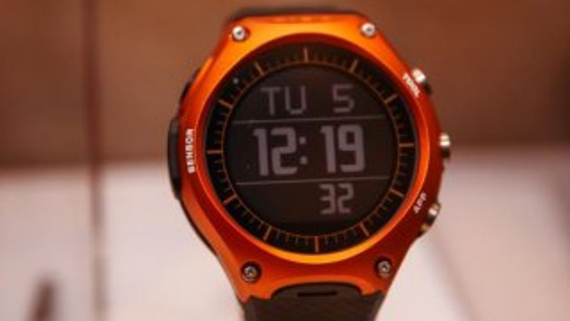 Casio akıllı saatini tanıttı