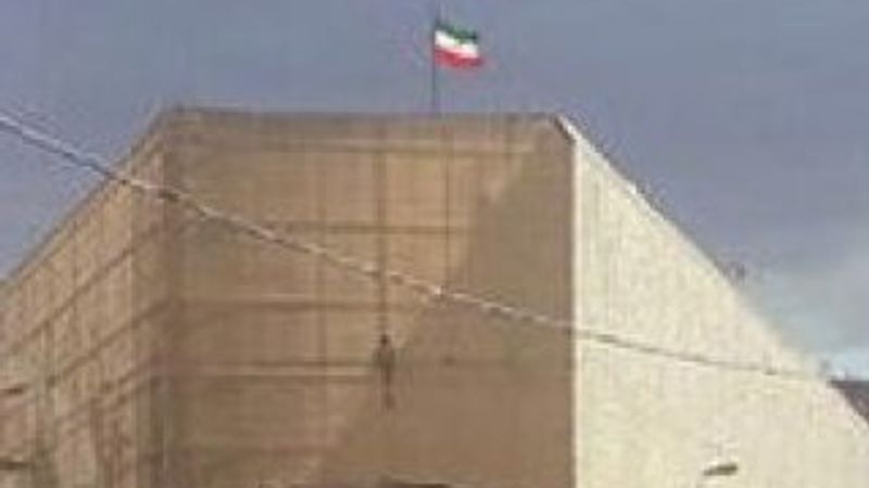 Yemen'deki İran elçiliğinde hasar yok