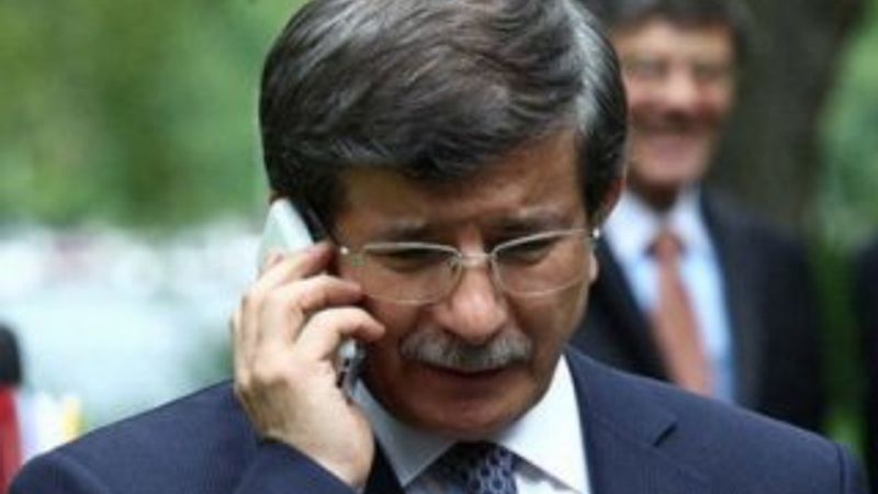 Davutoğlu Merkel'i aradı: Başınız sağolsun