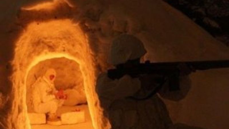 Mehmetçik'ten kar ve şiddetli soğuklarda muharebe eğitimi