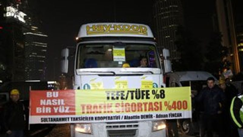 İstanbul'da sürücülerden trafik sigortası protestosu