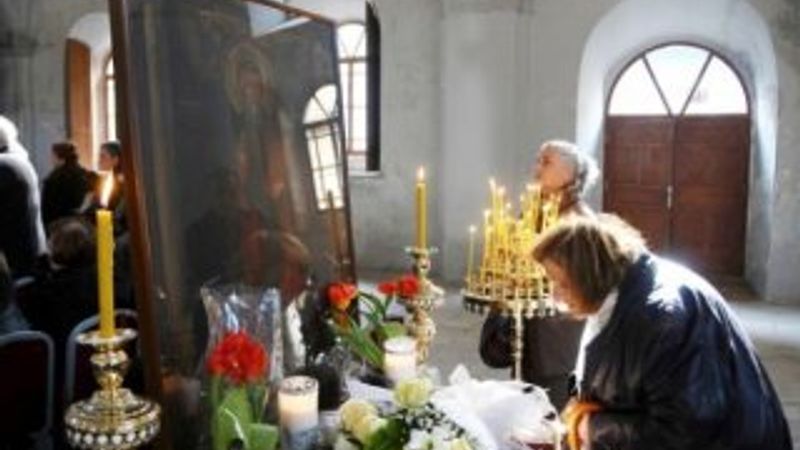 İzmir'de kilise restore edildi 100 yıl sonra ayin yapıldı