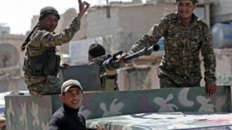 Kürtler, Halep'te askeri havaalanını ele geçirdi