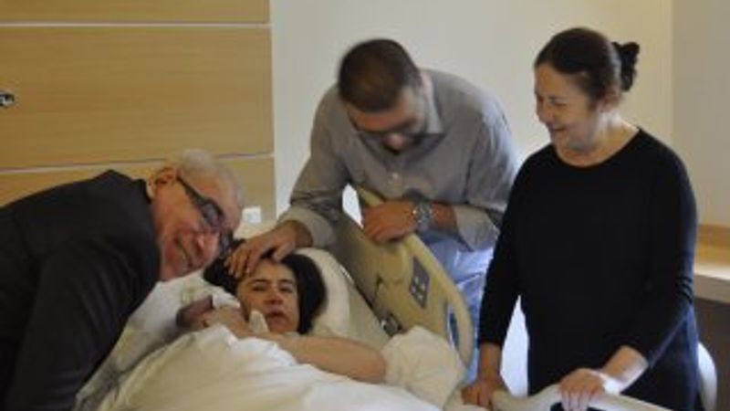 İlyas Salman dede oldu