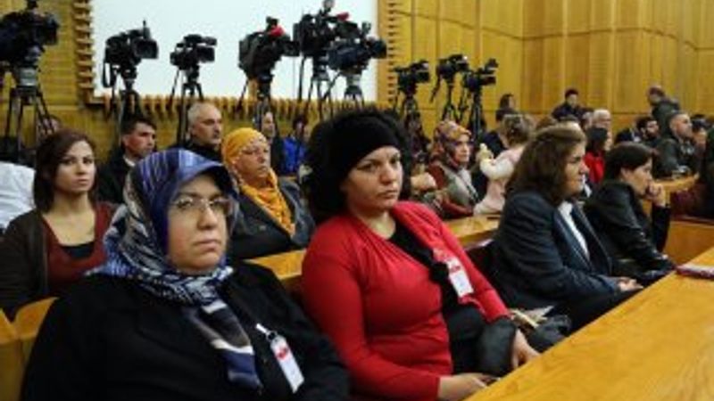 Asker ve polis yakınları HDP grubunda