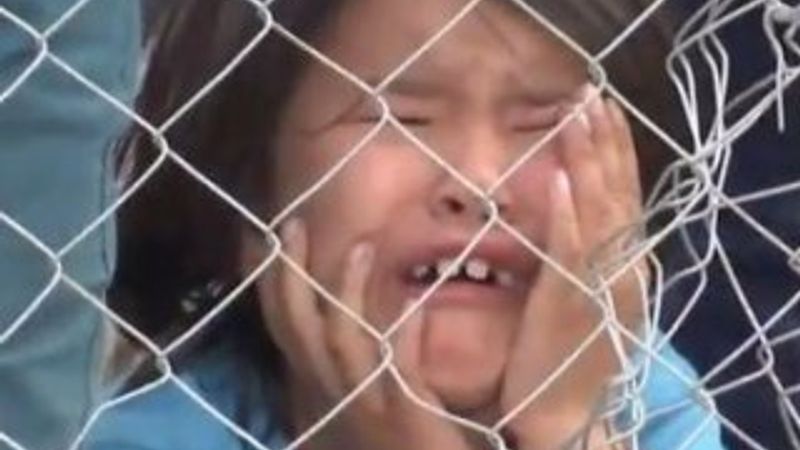 Mülteci Afgan kızın tel örgüleri aşan çığlığı