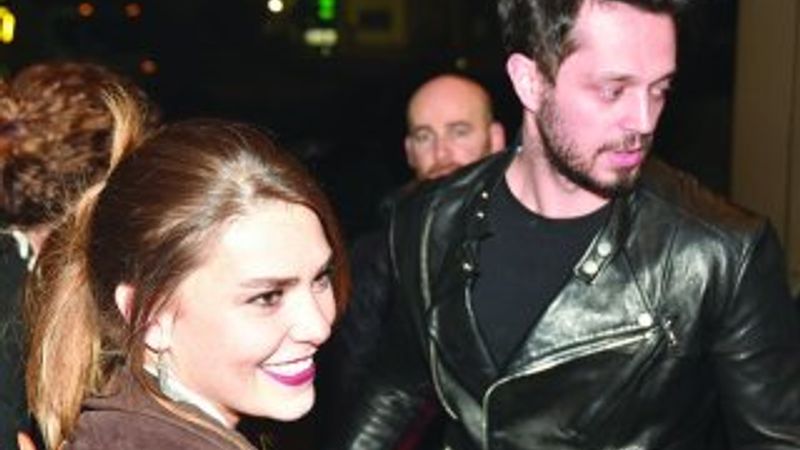 Murat Boz ile Aslı Enver ilk kez el ele