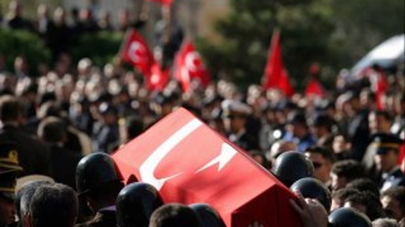 Şemdinli'de 1 asker şehit oldu