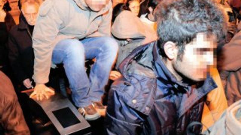 Metrobüste toplu kaçağa dava