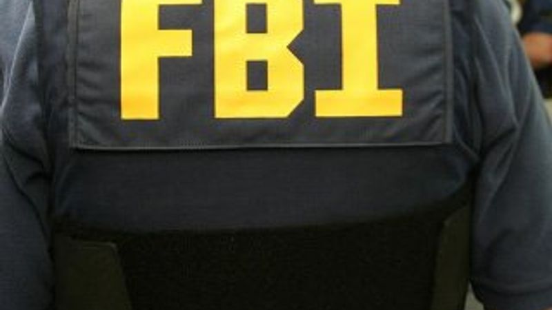 FBI, Apple davasında erteleme istedi