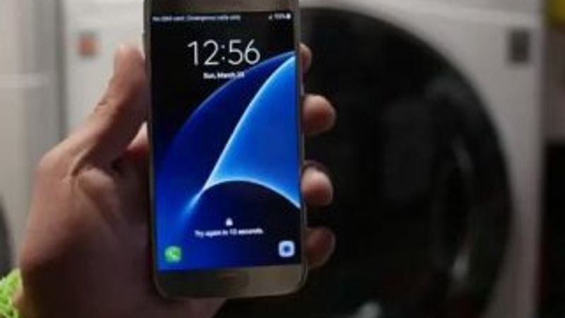 Galaxy S7'yi çamaşır makinesinde yıkadılar
