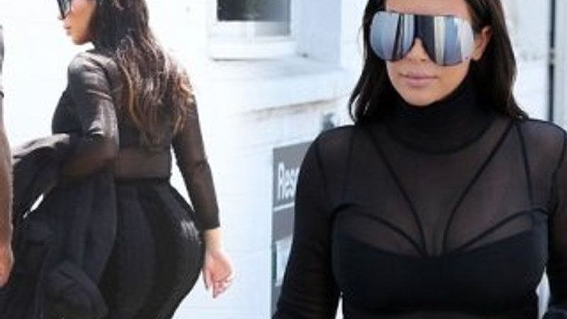 Kim Kardashian yine transparan