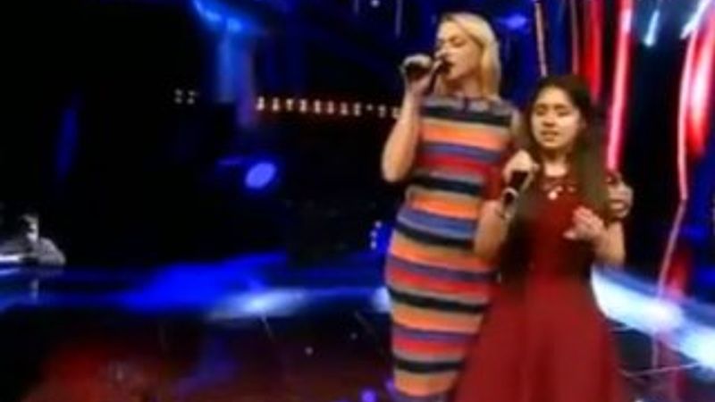 Hadise'den kıyafet açıklaması