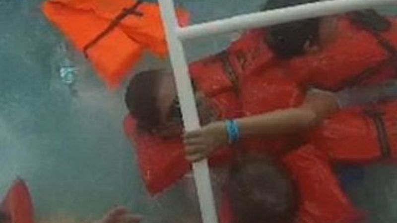 Batan gemideki panik anları kamerada